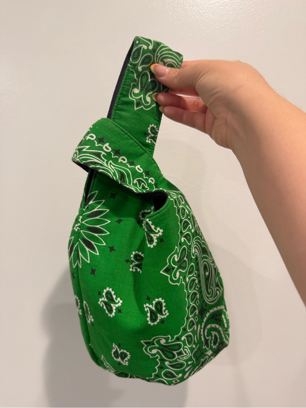Green Bandana-Print Shoulder Bag — Casual Everyday Tote - Picture 3 of 5